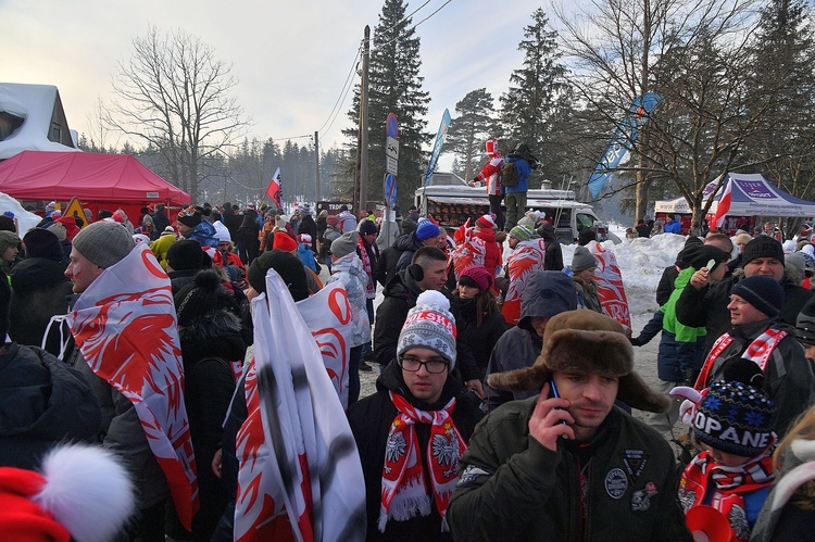 Puchar Świata w skokach narciarskich - konkurs drużynowy 