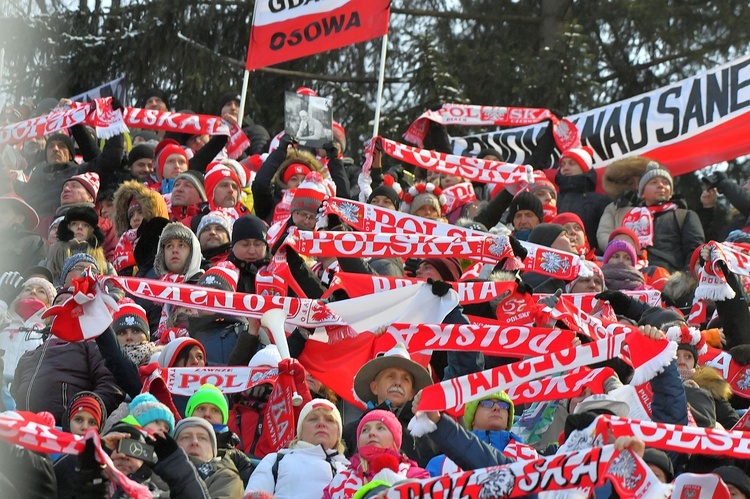 Puchar Świata w skokach narciarskich - konkurs drużynowy 