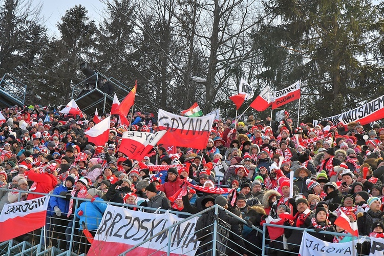 Puchar Świata w skokach narciarskich - konkurs drużynowy 