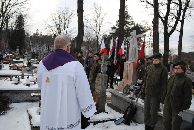 Odsłonięcie pomnika ks. Jana Chryzostoma Miksiewicza. Rudnik nad Sanem