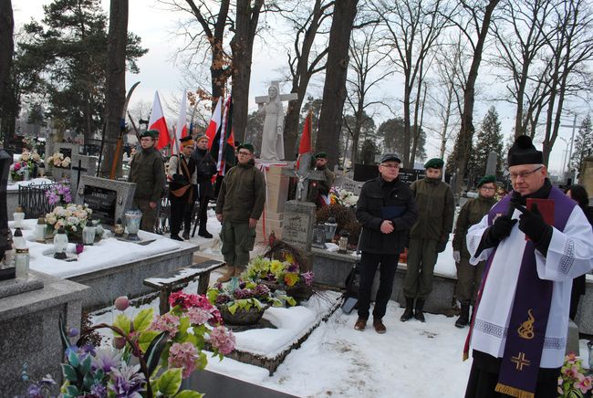 Odsłonięcie pomnika ks. Jana Chryzostoma Miksiewicza. Rudnik nad Sanem