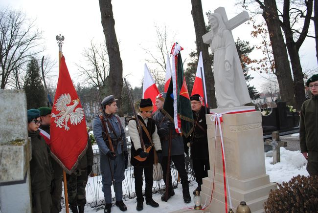 Odsłonięcie pomnika ks. Jana Chryzostoma Miksiewicza. Rudnik nad Sanem