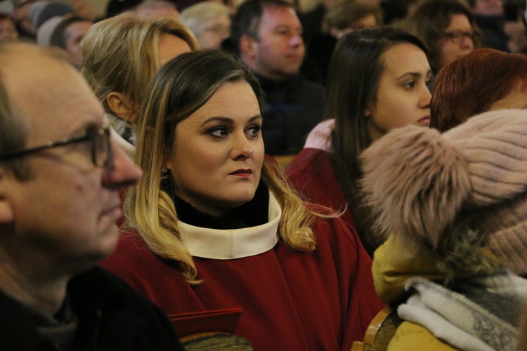 Pierwszy powiatowy koncert muzyki sakralnej w Powidzku