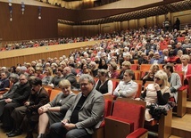 Stanisława Celińska w filharmonii