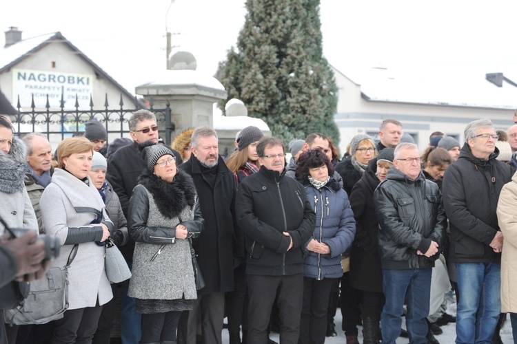 Pogrzeb śp. ks. kan. Zdzisława Zieleźnika w Czechowicach-Dziedzicach