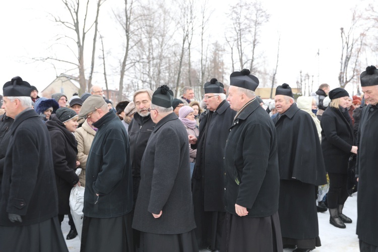 Pogrzeb śp. ks. kan. Zdzisława Zieleźnika w Czechowicach-Dziedzicach