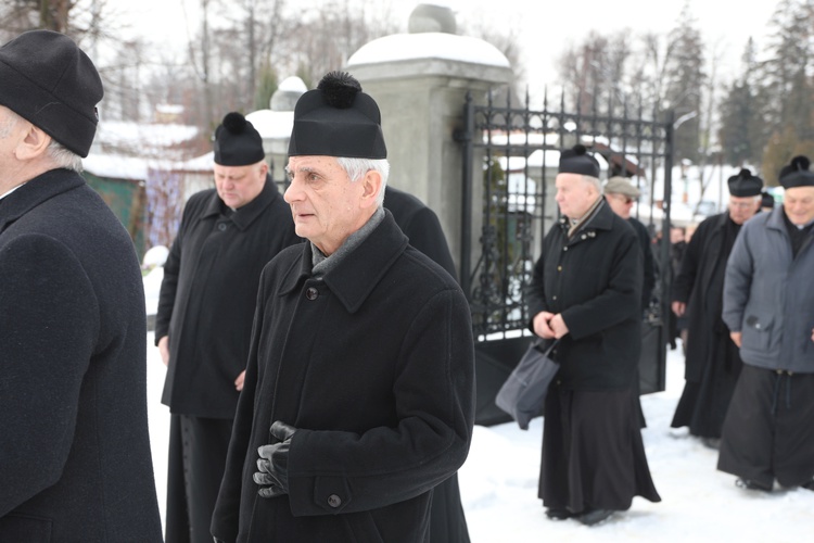 Pogrzeb śp. ks. kan. Zdzisława Zieleźnika w Czechowicach-Dziedzicach