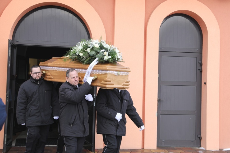 Pogrzeb śp. ks. kan. Zdzisława Zieleźnika w Czechowicach-Dziedzicach