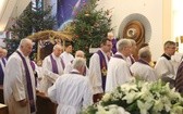 Pogrzeb śp. ks. kan. Zdzisława Zieleźnika w Czechowicach-Dziedzicach