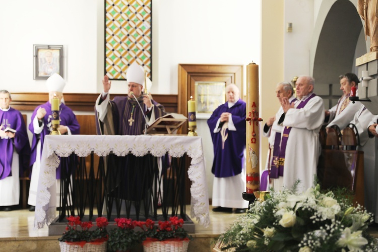 Pogrzeb śp. ks. kan. Zdzisława Zieleźnika w Czechowicach-Dziedzicach