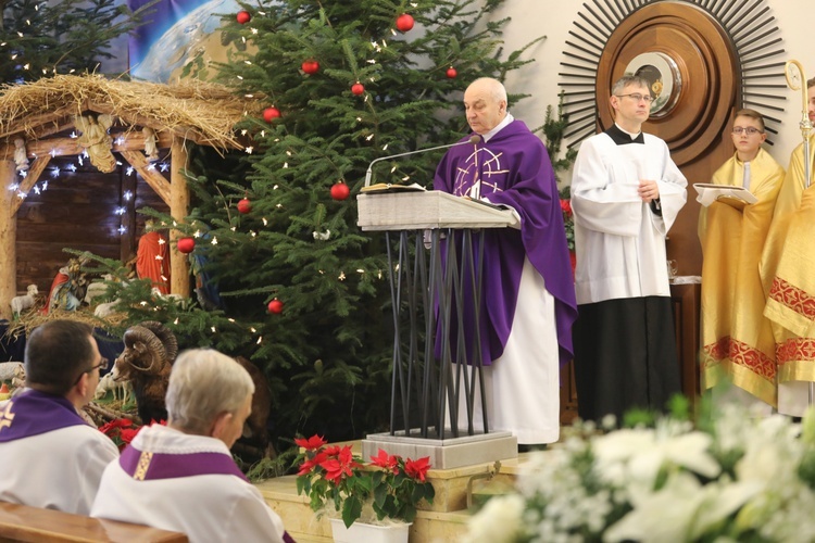 Pogrzeb śp. ks. kan. Zdzisława Zieleźnika w Czechowicach-Dziedzicach