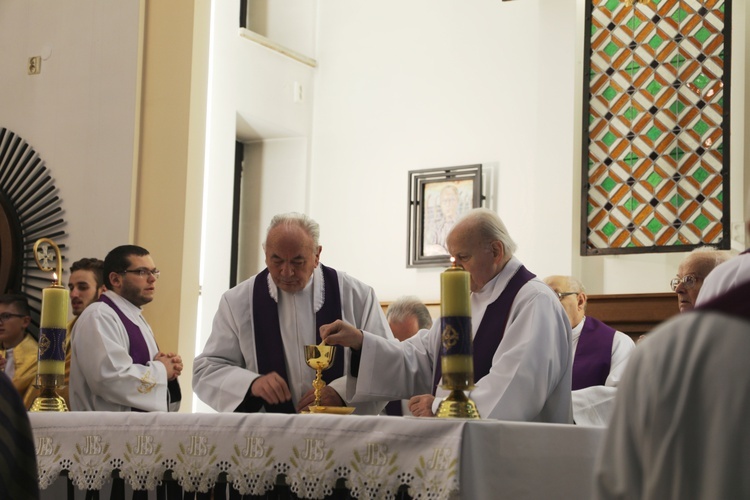 Pogrzeb śp. ks. kan. Zdzisława Zieleźnika w Czechowicach-Dziedzicach