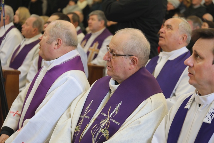 Pogrzeb śp. ks. kan. Zdzisława Zieleźnika w Czechowicach-Dziedzicach