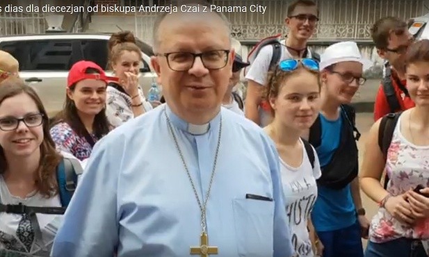 Buenos dias od biskupa opolskiego z Panama City!