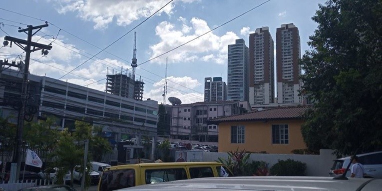 Smoczka w stolicy Panamy