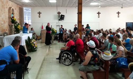 Mają prawo zadawać pytania i oczekiwać odpowiedzi