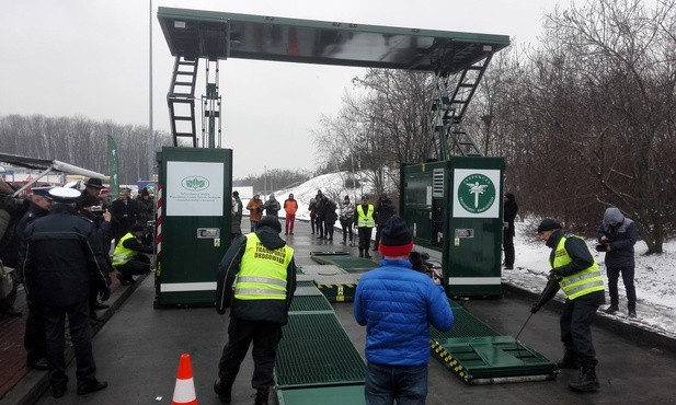 ITD bierze pod lupę ciężarówki, busy i taksówki [ZDJĘCIA]