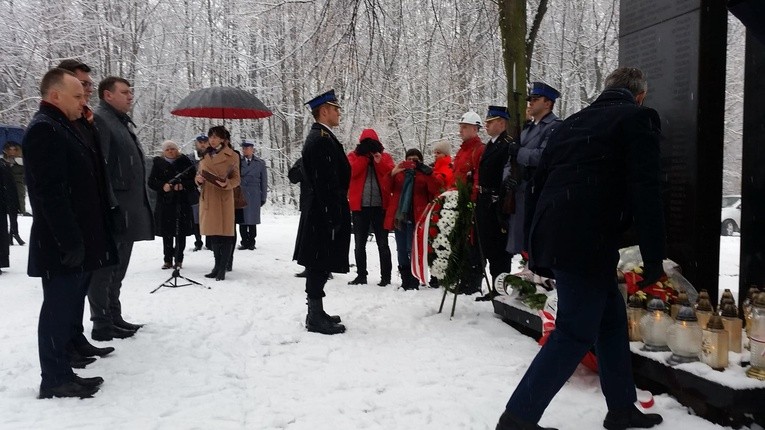 Uroczystości w 13. rocznicę tragedii na terenach MTK