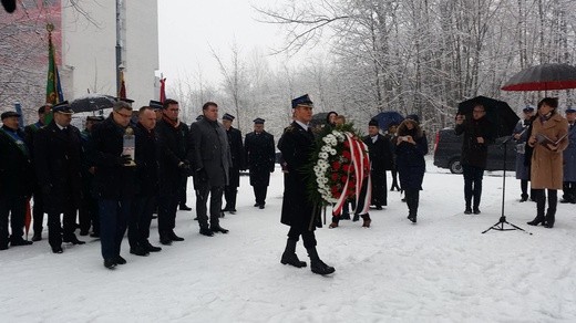 Uroczystości w 13. rocznicę tragedii na terenach MTK