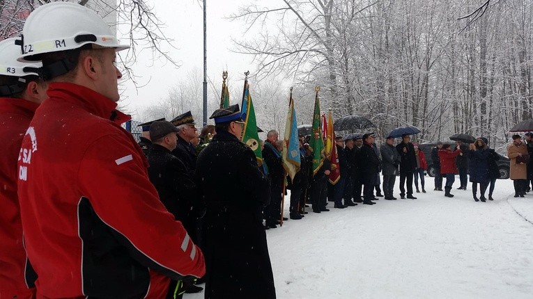 Uroczystości w 13. rocznicę tragedii na terenach MTK