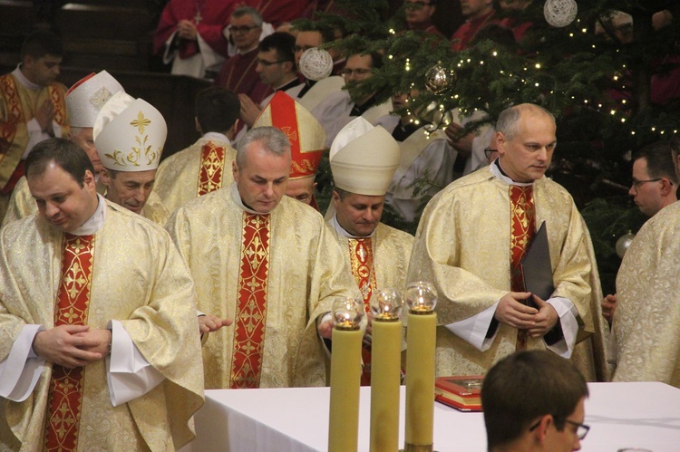 Rocznica poświęcenia katedry i nowi kanonicy