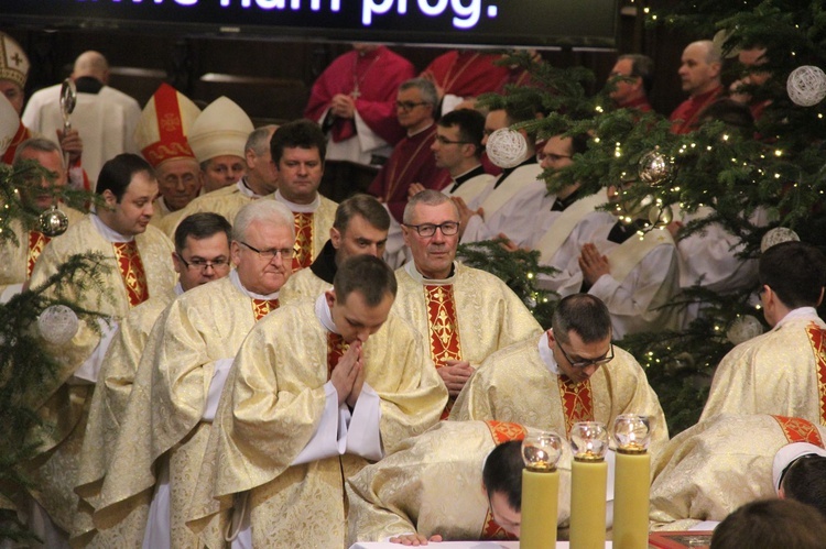 Rocznica poświęcenia katedry i nowi kanonicy