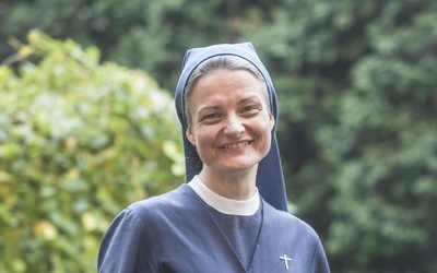 Siostra Anna Maria Pudełko należy do Instytutu Królowej Apostołów dla powołań