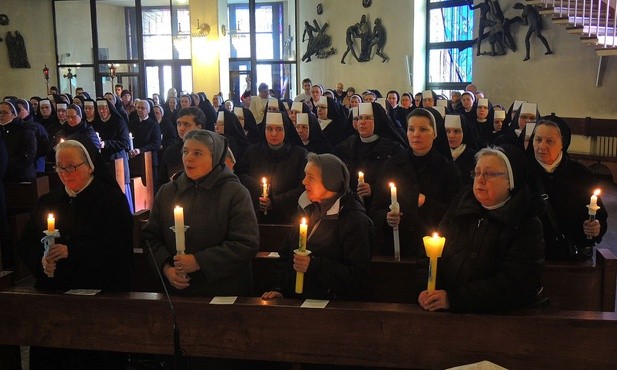Osoby życia konsekrowanego z całej diecezji bielsko-żywieckiej spotkały się w kościele NSPJ w Bielsku-Białej