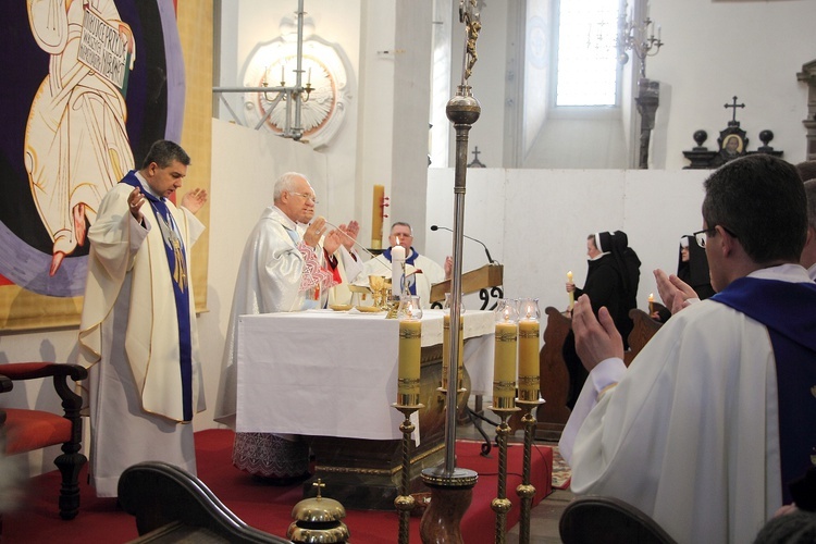 Dzień Życia Konsekrowanego w Łowiczu