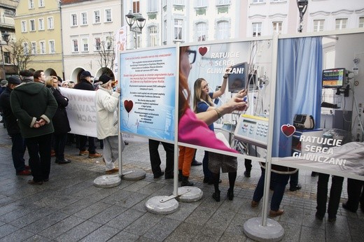 Protest w obronie gliwickiej kardiologii