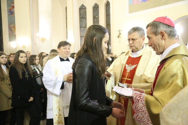 Bierzmowanie u MB Anielskiej w Dębicy