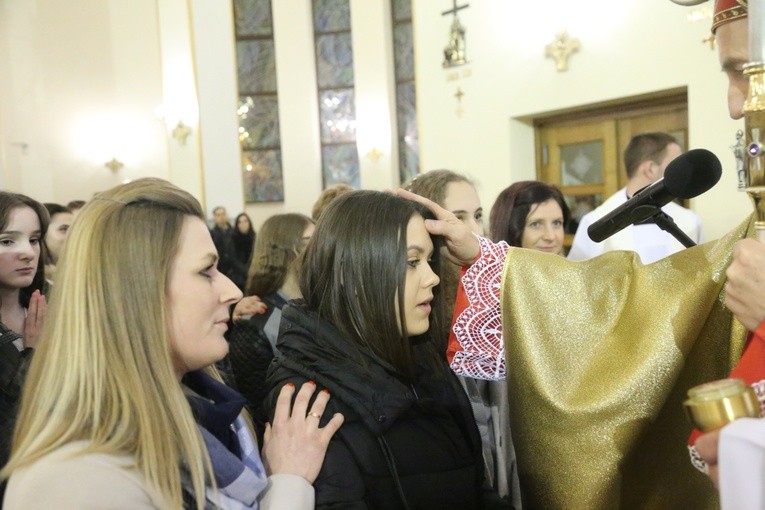 Bierzmowanie u MB Anielskiej w Dębicy