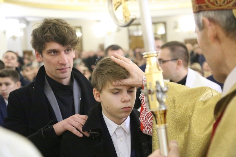 Bierzmowanie u MB Anielskiej w Dębicy