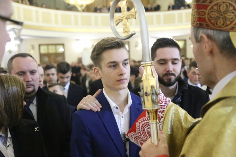 Bierzmowanie u MB Anielskiej w Dębicy