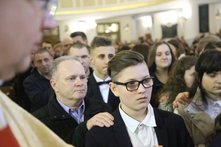 Bierzmowanie u MB Anielskiej w Dębicy