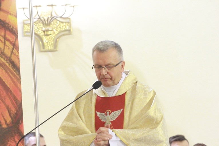 Bierzmowanie u MB Anielskiej w Dębicy