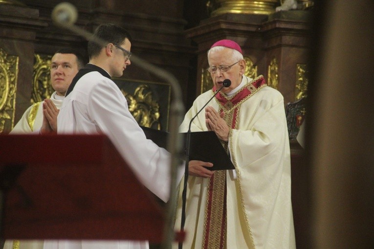 Śluby zakonne i... pustelnicze