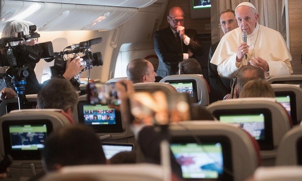Franciszek w samolocie: mam nadzieję, że będzie to dobra wizyta
