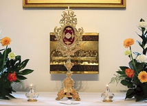 Relikwie świętego papieża w sanktuarium Matki Bożej Fatimskiej i św. Jana Pawła II w Stagniewie.