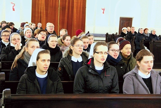 W spotkaniu uczestniczyli również młodzi wolontariusze z WMS.