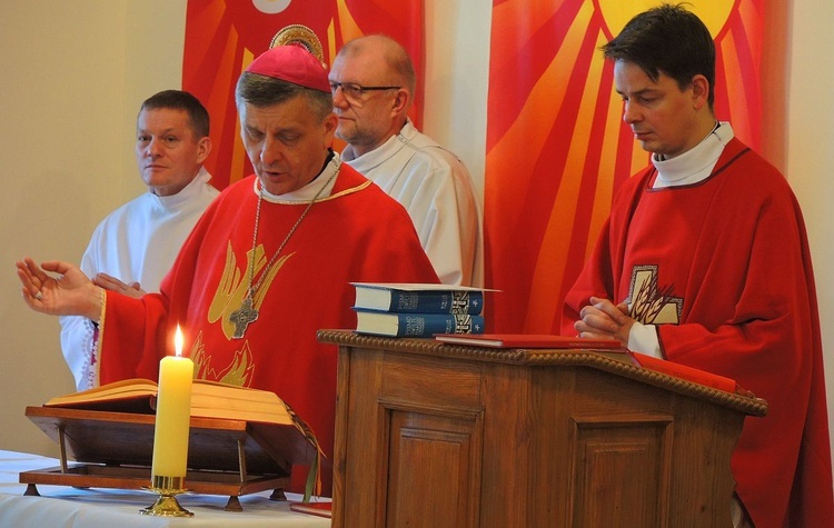 Bierzmowanie w cieszyńskim zakładzie karnym - 2019