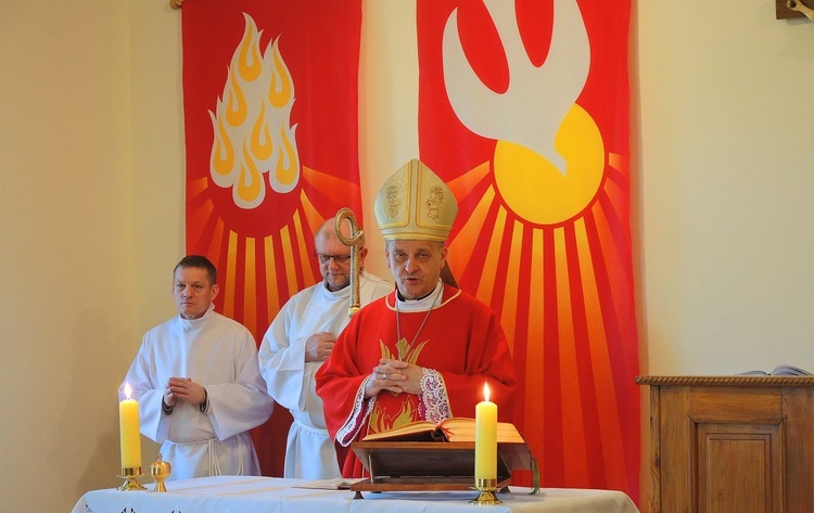 Bierzmowanie w cieszyńskim zakładzie karnym - 2019