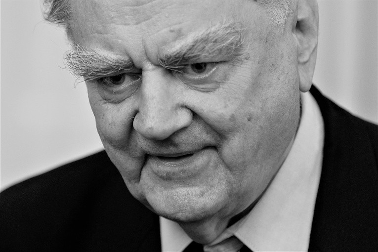 Premier Jan Olszewski nie żyje