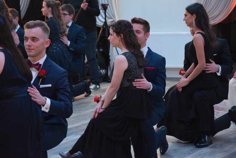 Studniówka Klasycznego LO im. ks. S. Konarskiego w Skierniewicach