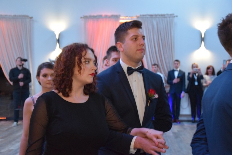 Studniówka Klasycznego LO im. ks. S. Konarskiego w Skierniewicach