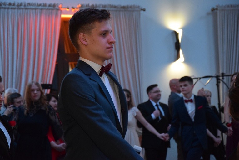 Studniówka Klasycznego LO im. ks. S. Konarskiego w Skierniewicach