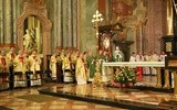 Msza św. za zmarłego abp. Józefa Życińskiego w lubelskiej katedrze