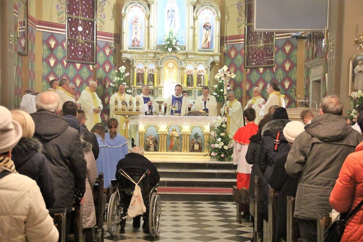 Odpust u Matki Bożej z Lourdes