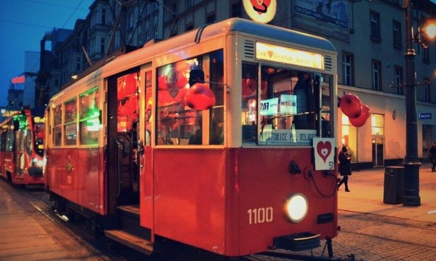 Katowice: Walentynki w tramwaju