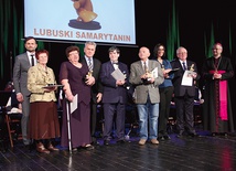 Osoby wyróżnione statuetkami. 